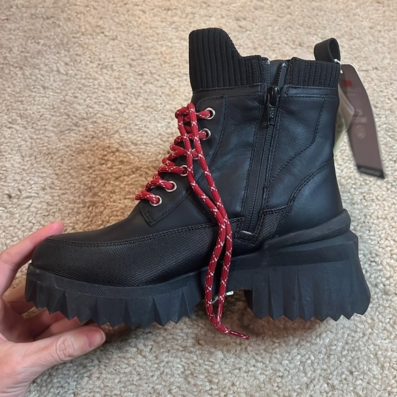 Nurture Whitney water resistant waterproof lace up platform boot red laces 5.5 - Picture 5 of 11